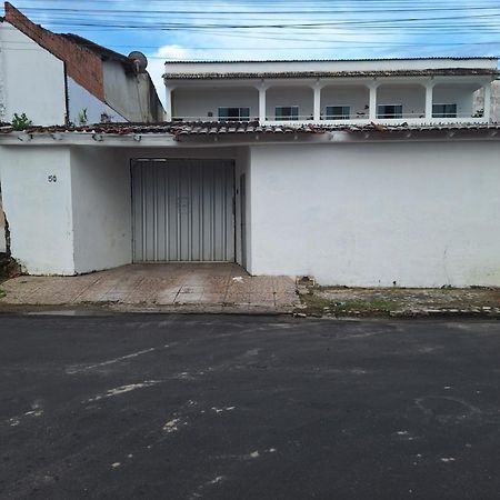 Quarto Triplo Com Banheiro Em Pousada E Restaurante Manaos Exterior foto